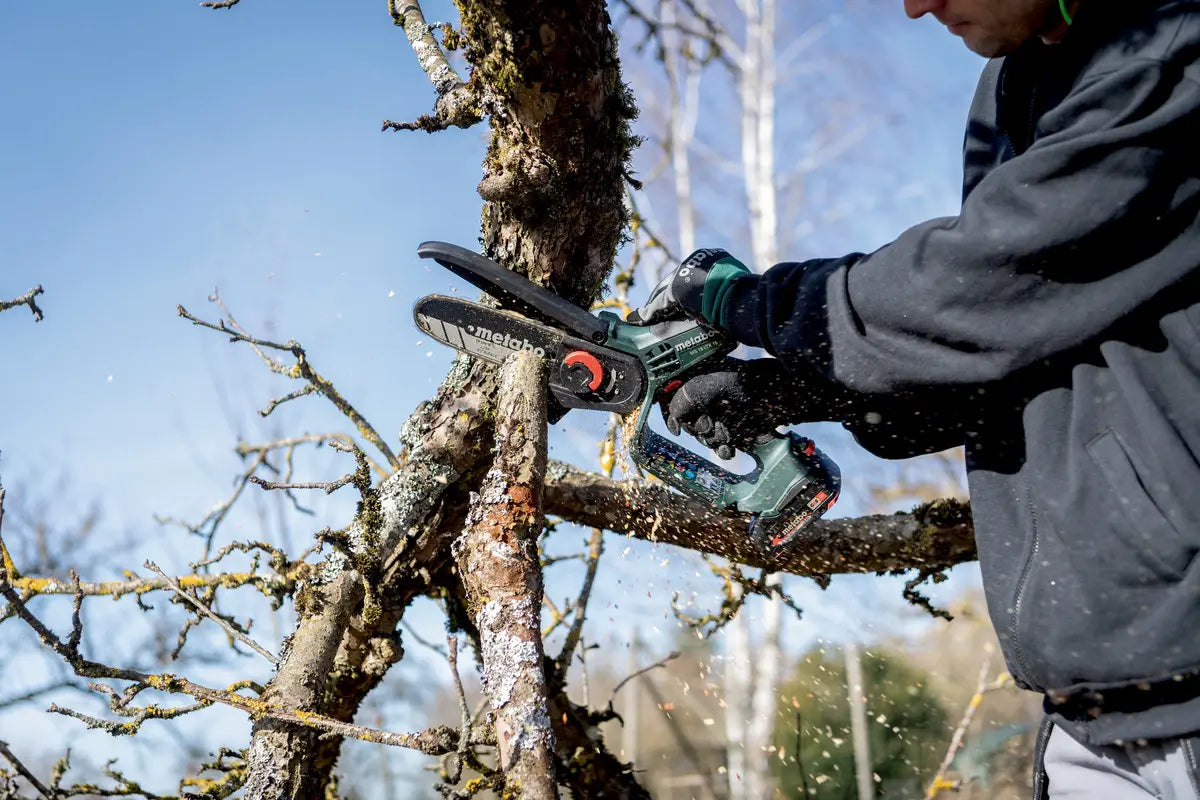 Metabo Motosega da potatura a batteria 18V 15 cm, senza batteria e caricabatterie 600856850