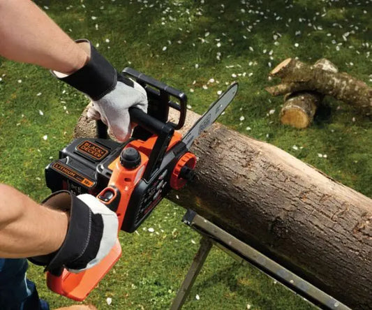 BLACK+DECKER - Motosega a batteria 18V 25 cm, senza batteria e caricabatterie GKC1825LB-XJ