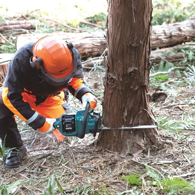 Makita Utensili - Motosega a batteria 40V 30 cm, senza batteria e caricabatterie UC021GZ