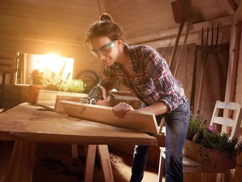 Bosch Sega da potatura a batteria 12V, senza batteria e caricabatterie 06033C9001