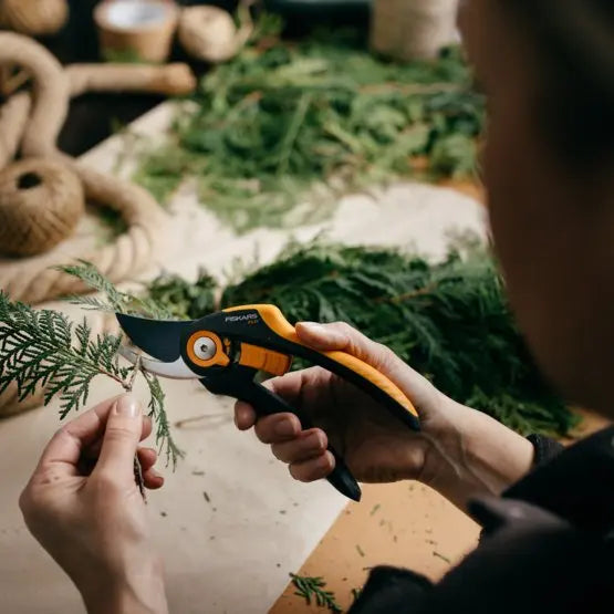 FISKARS Attrezzi da giardino - Forbici da giardino 1057169