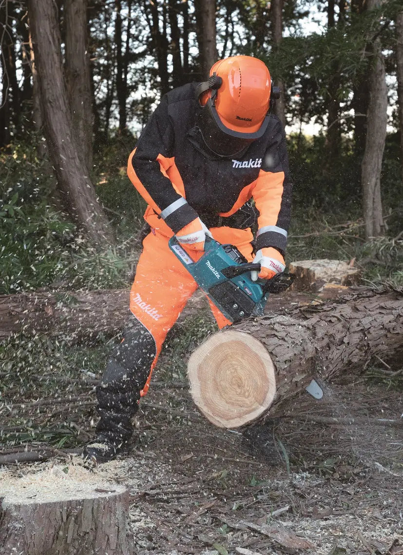 Makita Motosega a batteria 40V 35 cm, senza batteria e caricabatterie UC025GZ