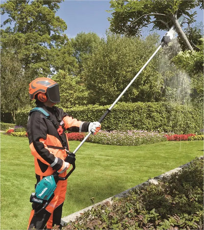 Makita Attrezzature da giardino - Motosega a batteria 40V, senza batteria e caricabatterie UA003GZ