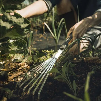 FISKARS Attrezzi da giardino - Rastrello a mano 1027044