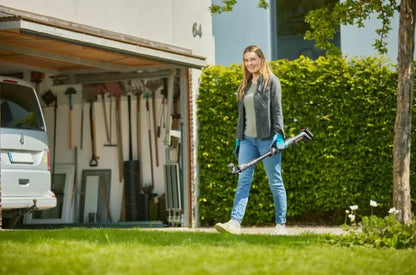 Gardena - troncarami AKU 18V EasyCut 110/18V P4A, 1x batteria 2,0 Ah, caricabatterie 14772-20